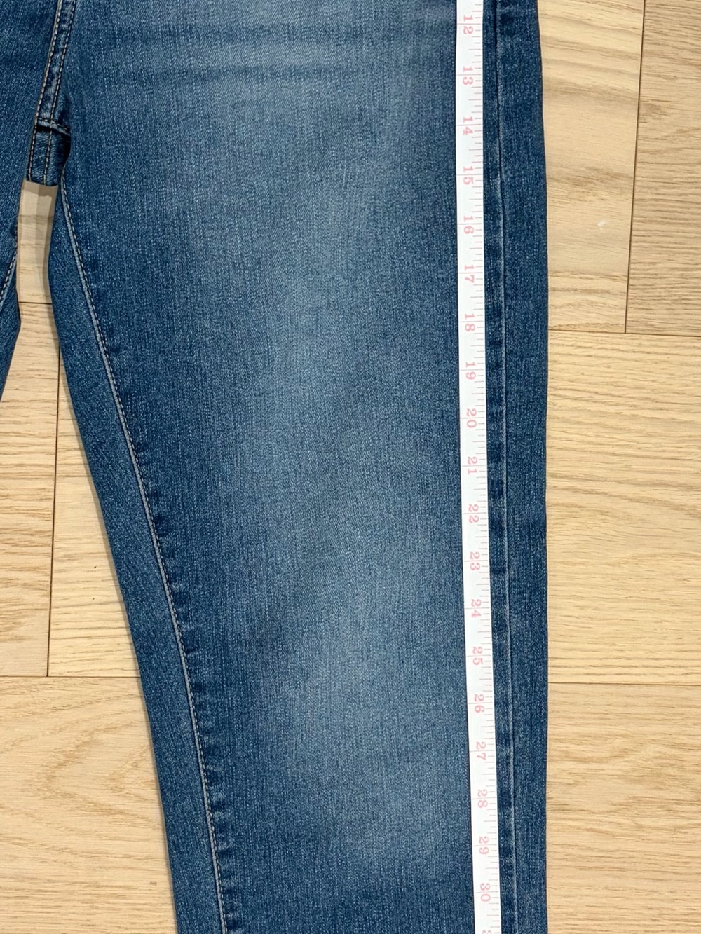 Levi's 724 High Rise Straight Blue Jeans - Picture 7 of 8